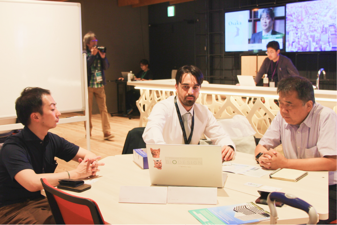 Global Navigator Japan 写真