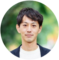 山根 康介 氏　顔写真